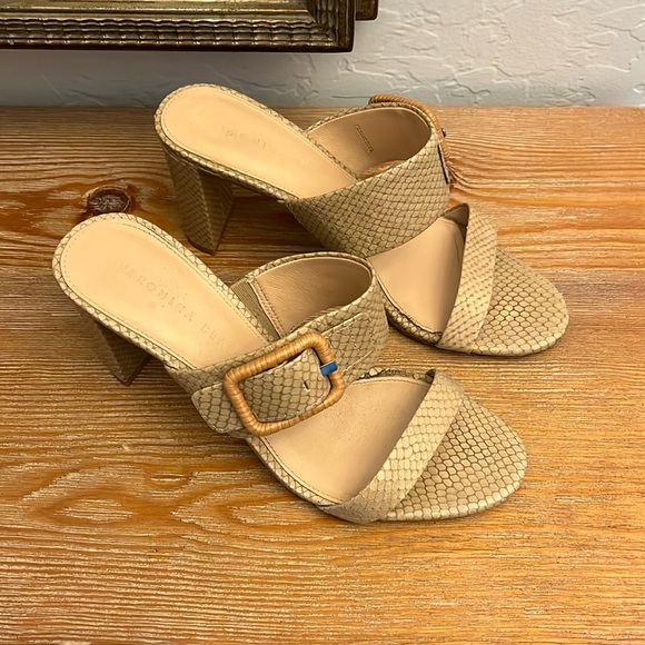 VERONICA BEARD Galoma Heeled Textured Leather Sandal - Coco - 8.5 - Picture 3 of 10